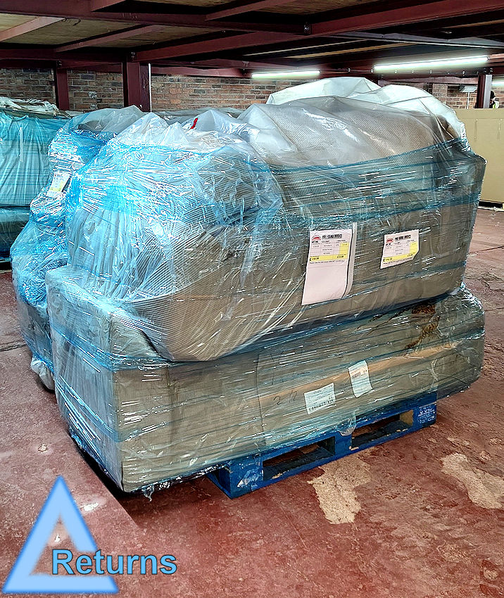 211300 Work Sofas Or Ultimate Pet Beds (Returns)
