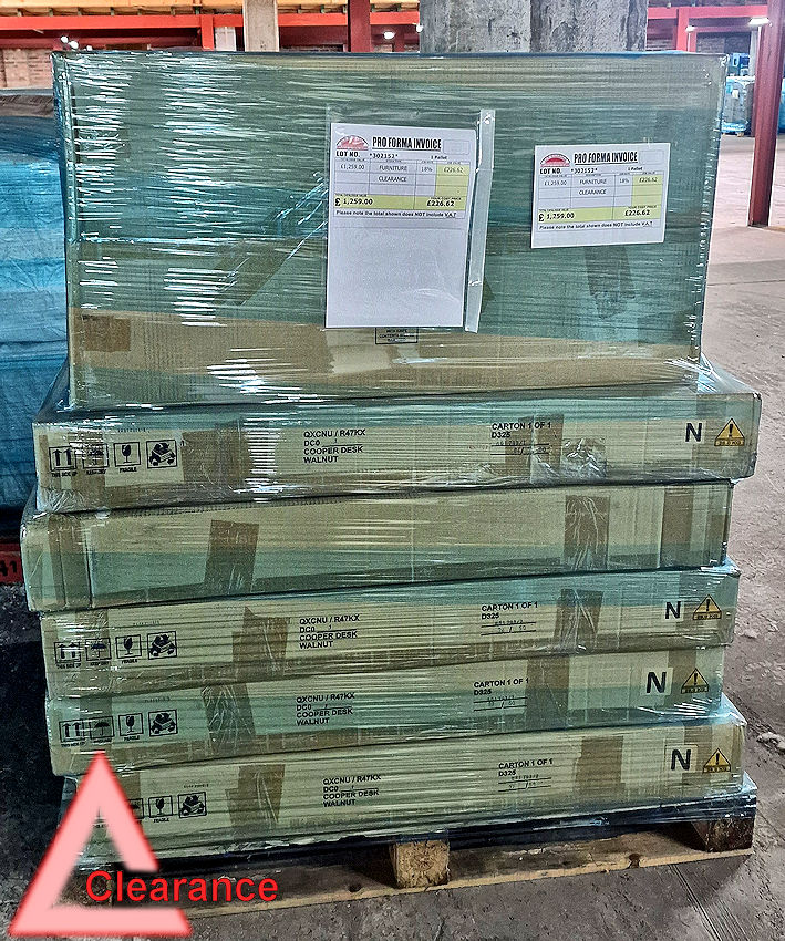 302152 Furniture (Clearance)