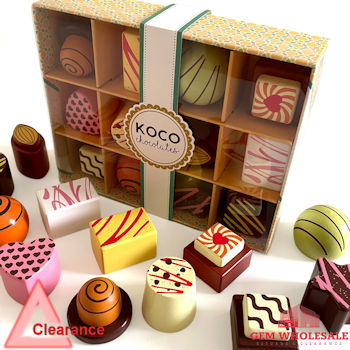 CB122 Wooden Chocolate Box (Clearance)